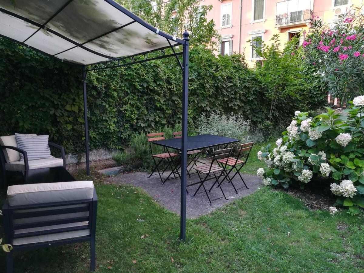 Apartment Accogliente A Dorsoduro Con Giardino! Venedig